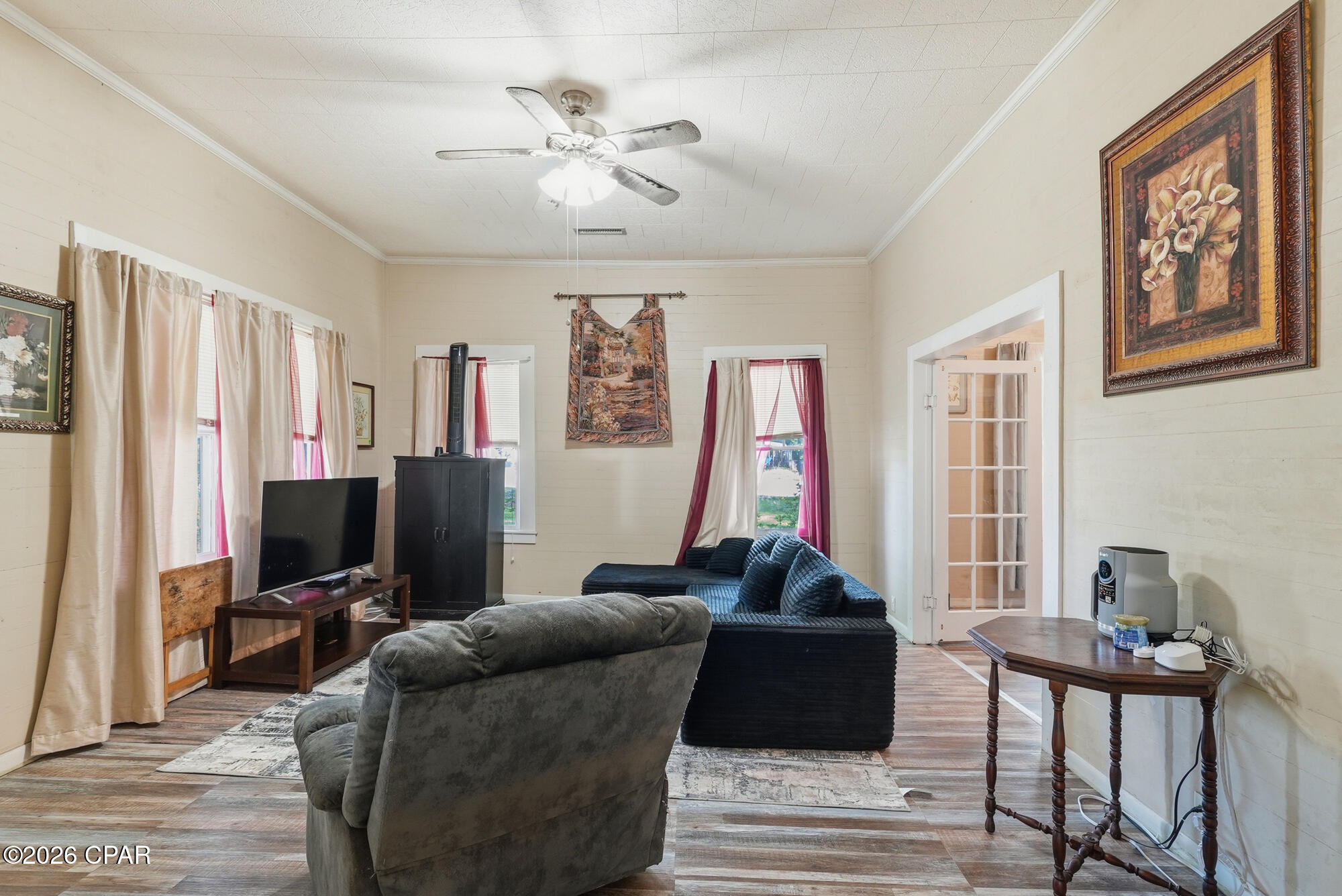 Image 27 For 409 Depot Street