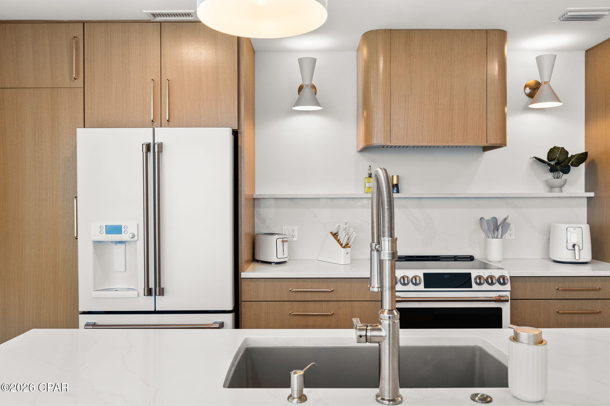 Image 6 For 9860 Thomas Drive L17