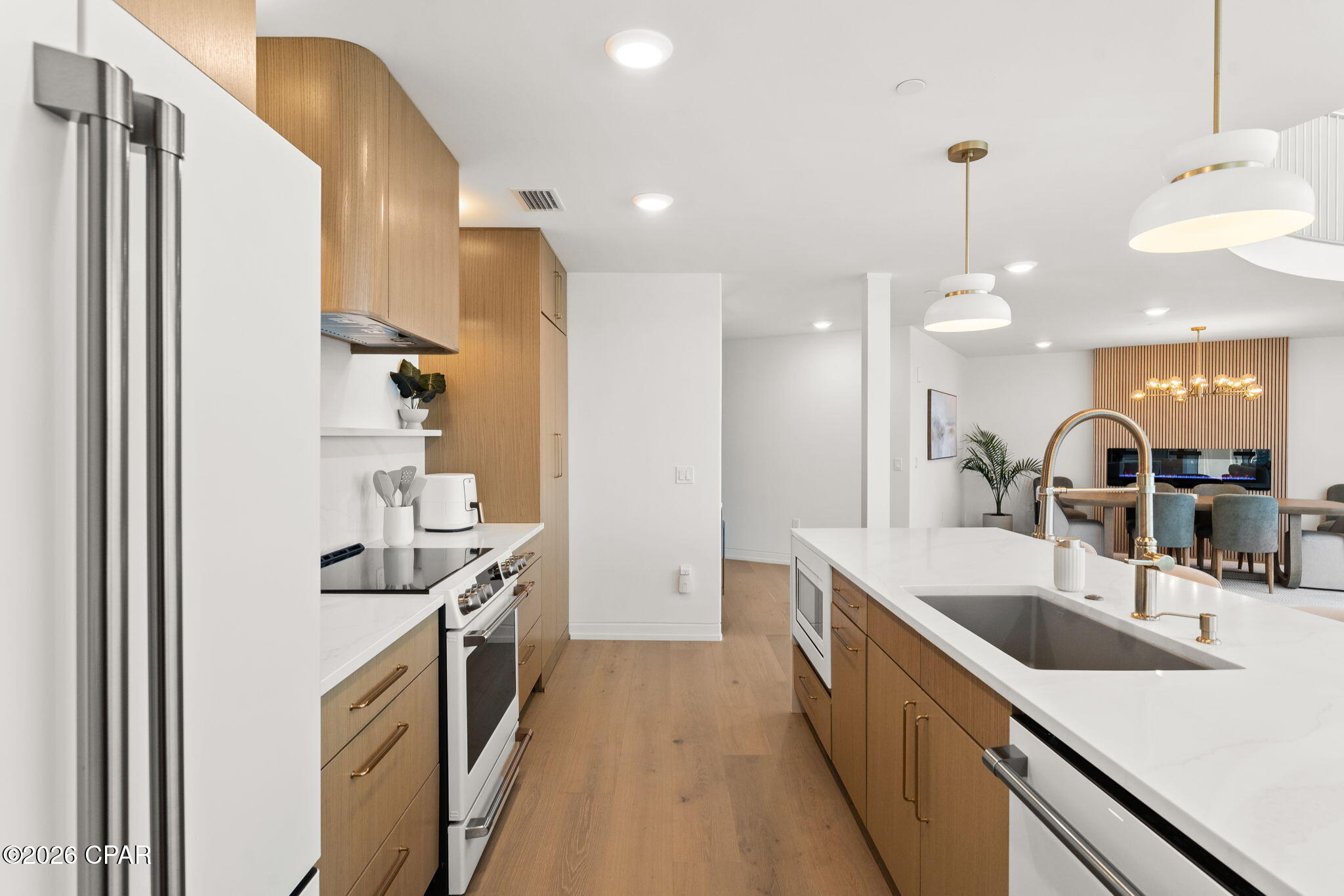 Image 8 For 9860 Thomas Drive L17