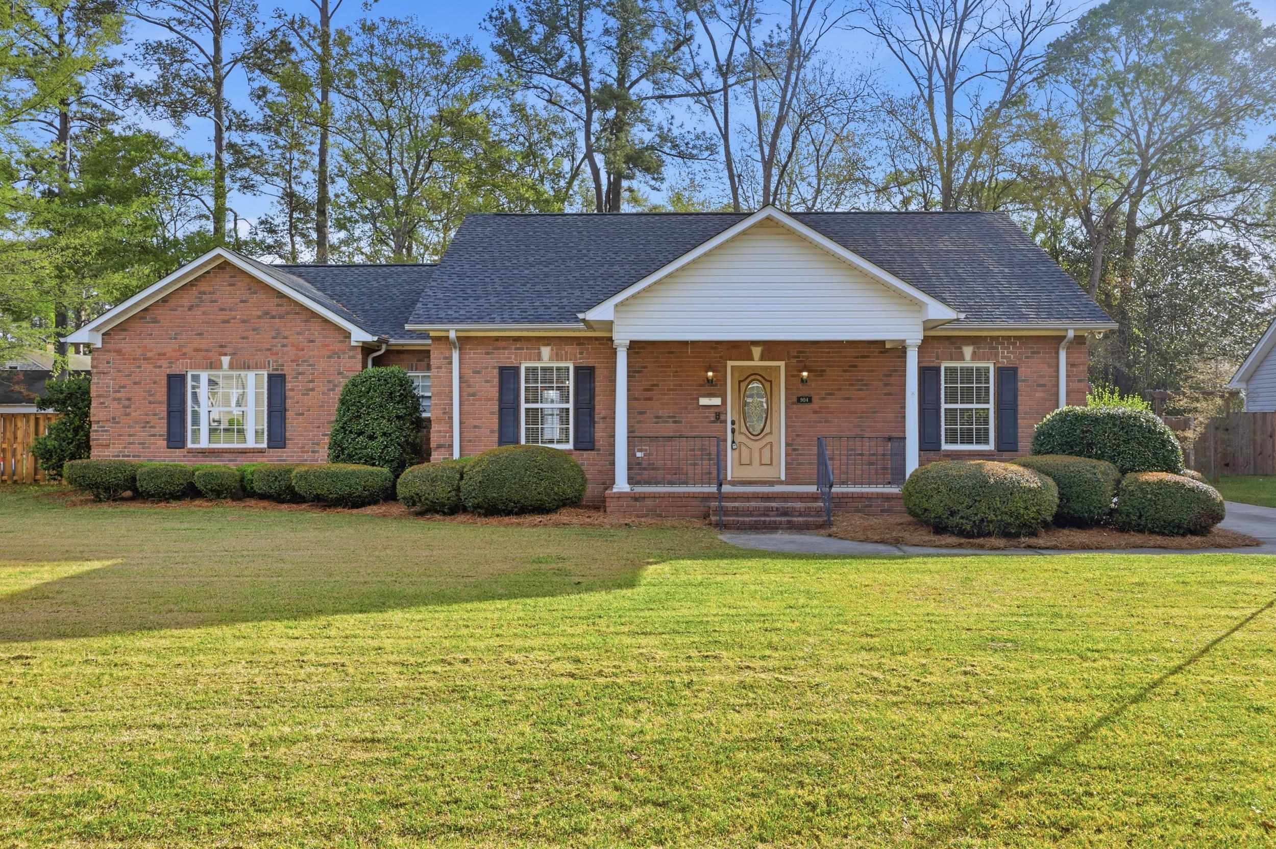 904 Collins St. Conway, SC 29526