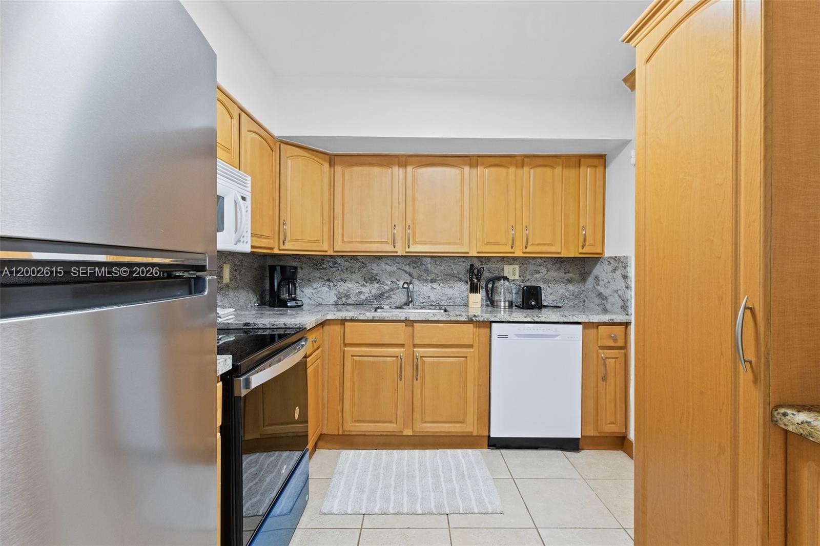 Property photo # 9