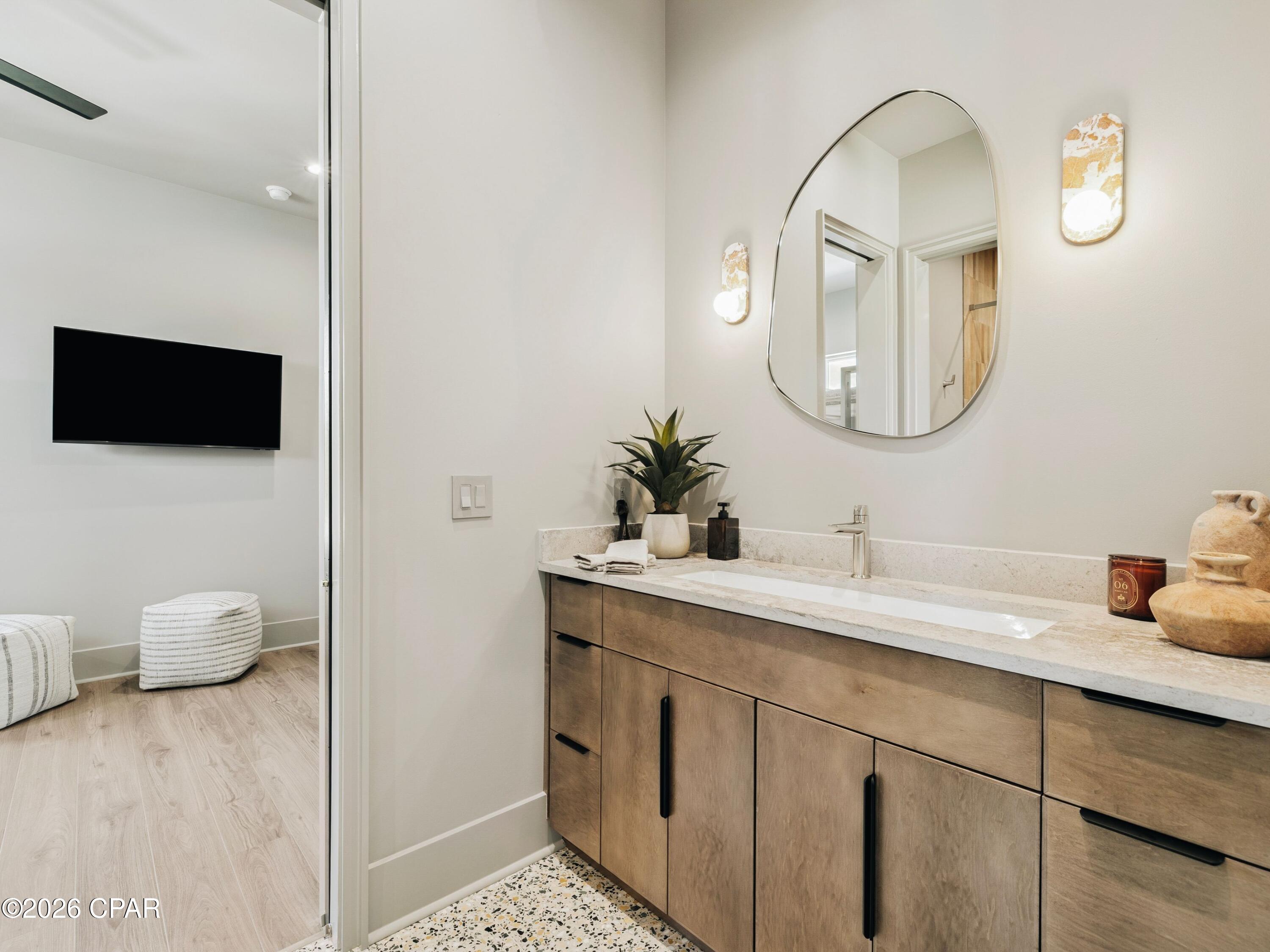 Image 25 For 21804 Sunset Avenue