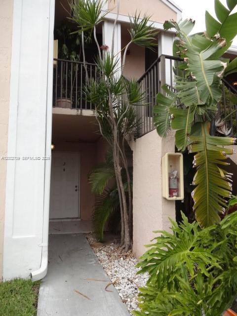 Lakeshore Condo 11