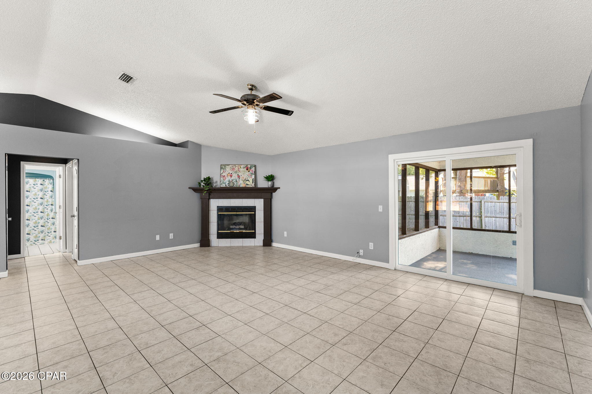 Image 14 For 902 Laurel Oak Lane