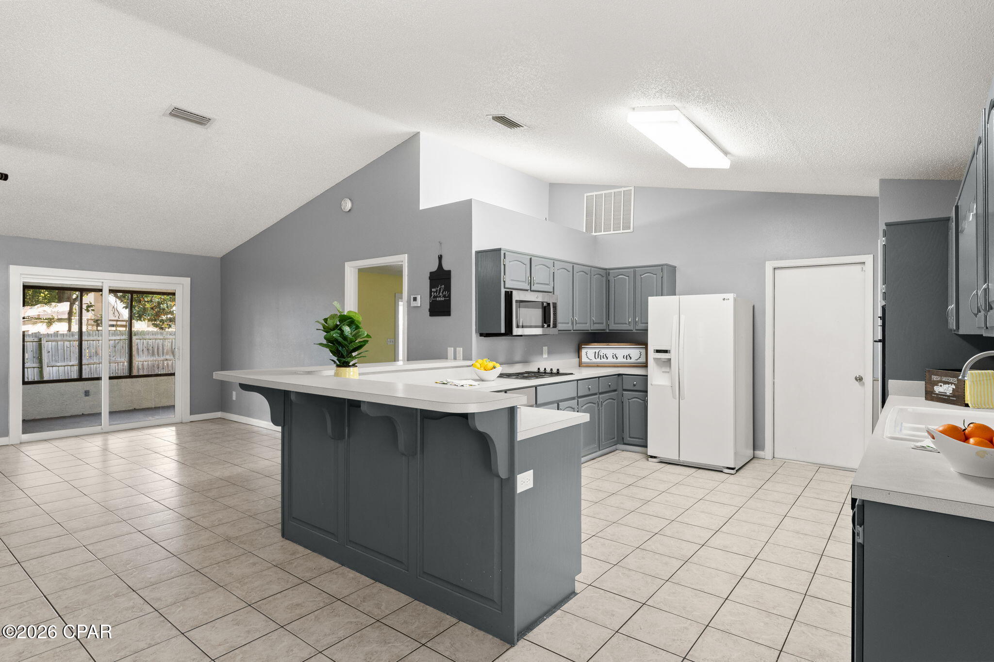 Image 20 For 902 Laurel Oak Lane