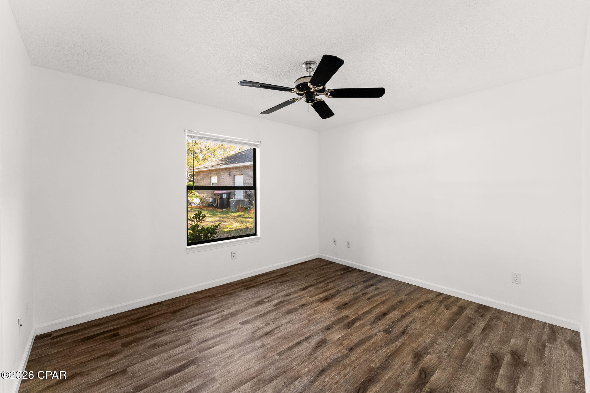 Image 35 For 902 Laurel Oak Lane