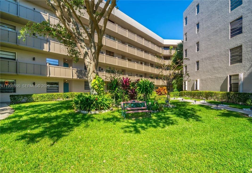 Colony Point 3 Condo