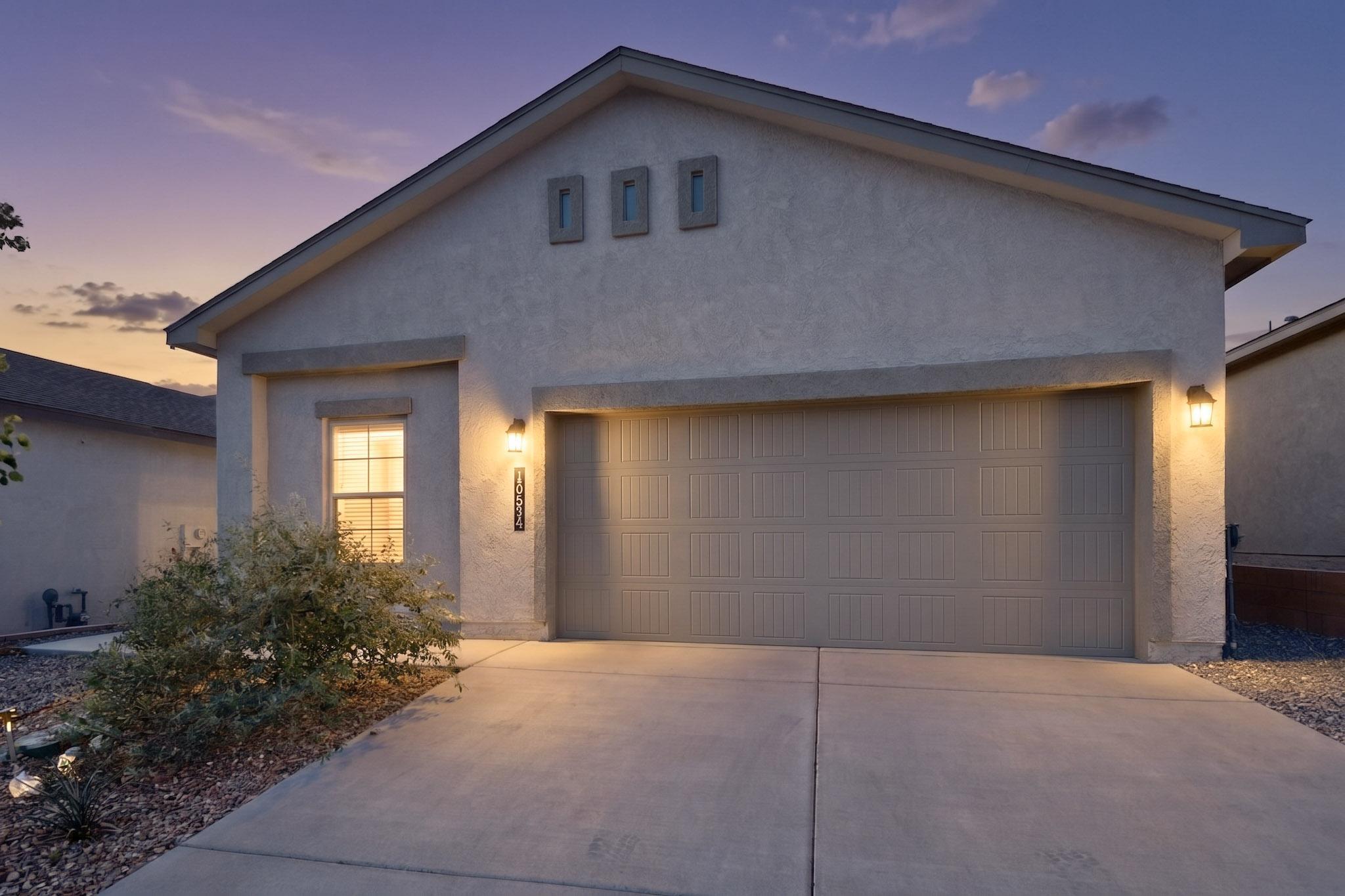 Homes for sale in Albuquerque, NM | 10654 Valedon Ln Sw, Albuquerque, NM 87121 | MLS# 1101857