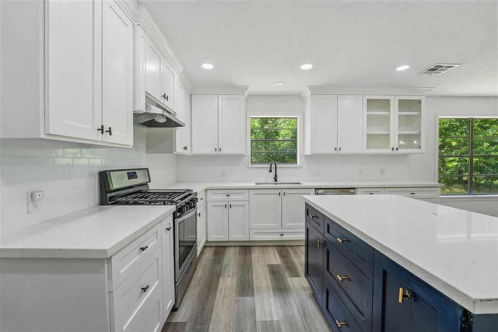 454 White Oak Drive — photo 5