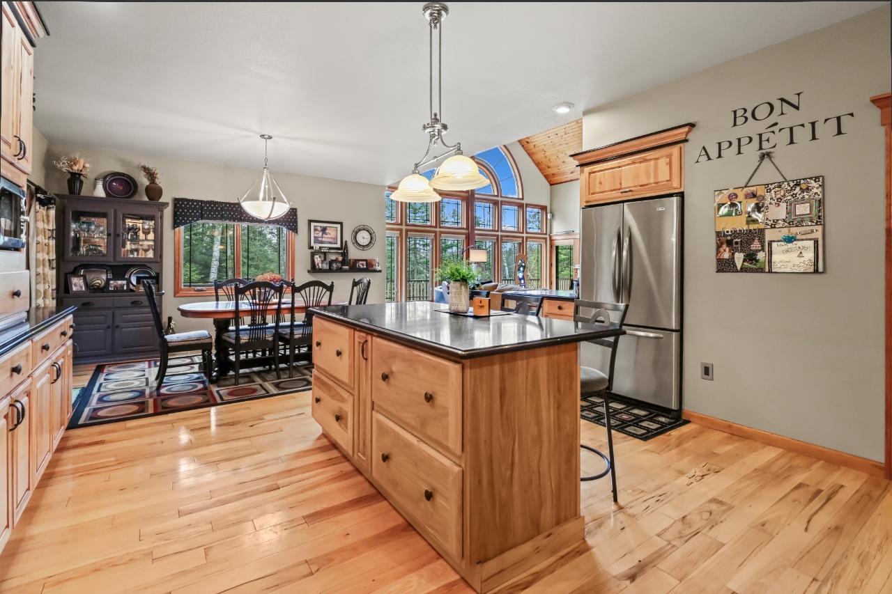 Tom Doyle Lake Property 6529 Garrett'S Tr Photo 9