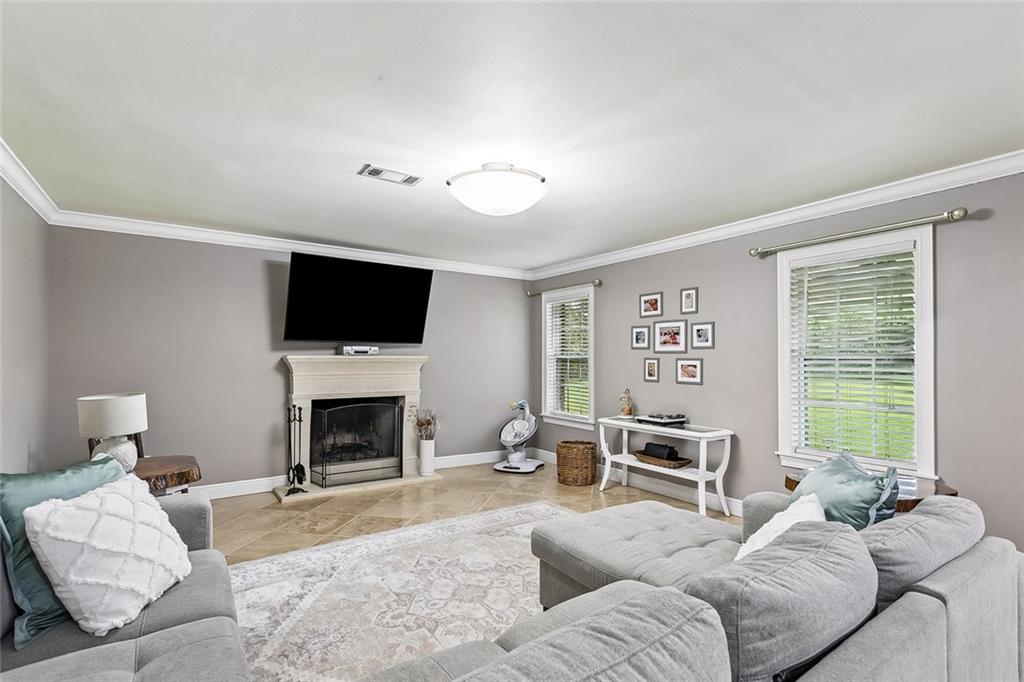 Photo 4 of Single family home for sale at 20321 Highway 22, Ponchatoula, LA 70454 | MLS# 2553586 | Listing updated on 2026-09-02