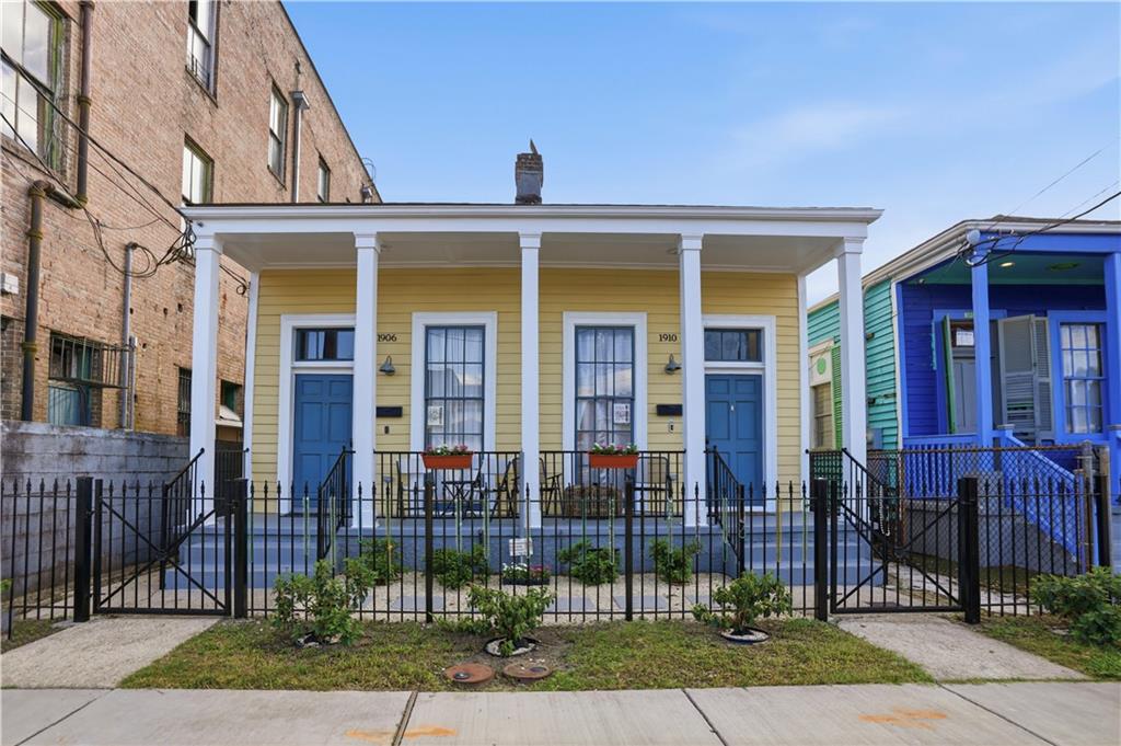 Photo 1 of Multi family home for sale at 1906 10 Josephine St, New Orleans, LA 70113 | MLS# 2553557 | Listing updated on 2026-09-09
