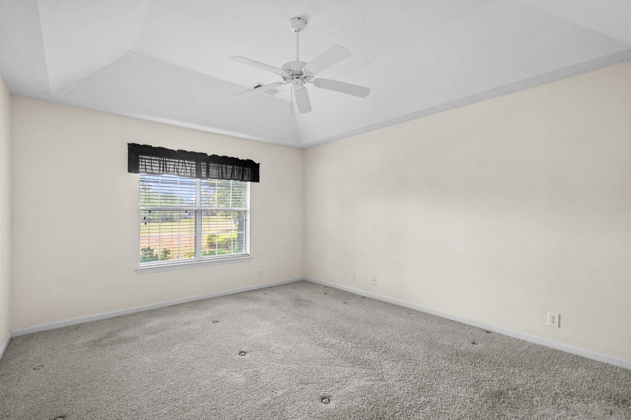 2609995 | Photo 20