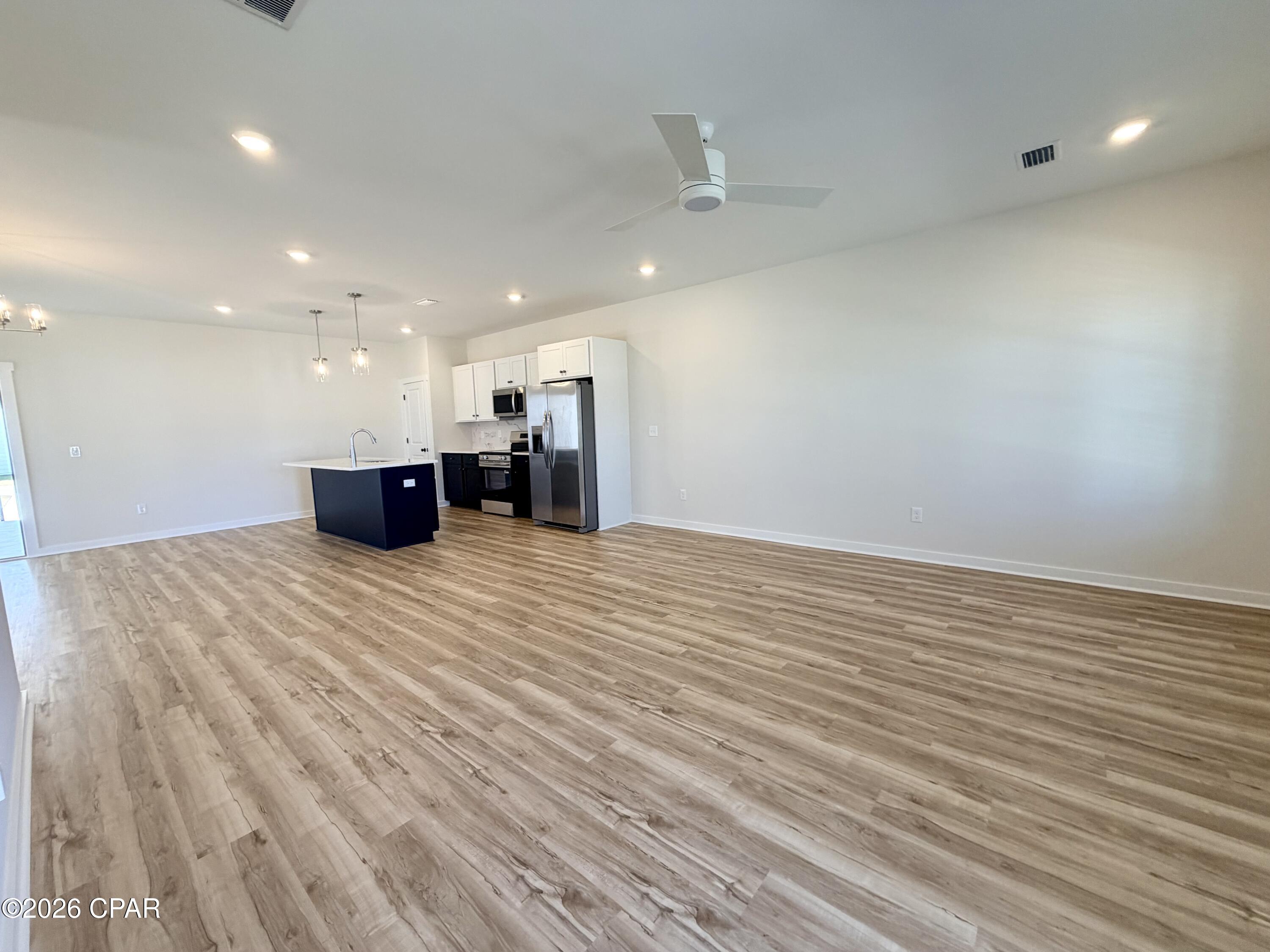 Image 4 For 2315 Discovery Loop