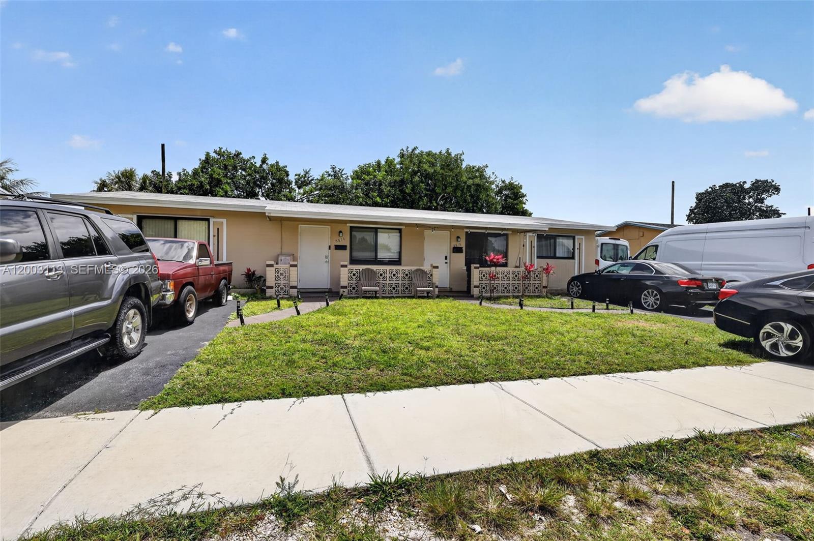 Homes for sale in Hollywood, FL | 5814 Cleveland St, Hollywood, FL 33021 | MLS# A12003113