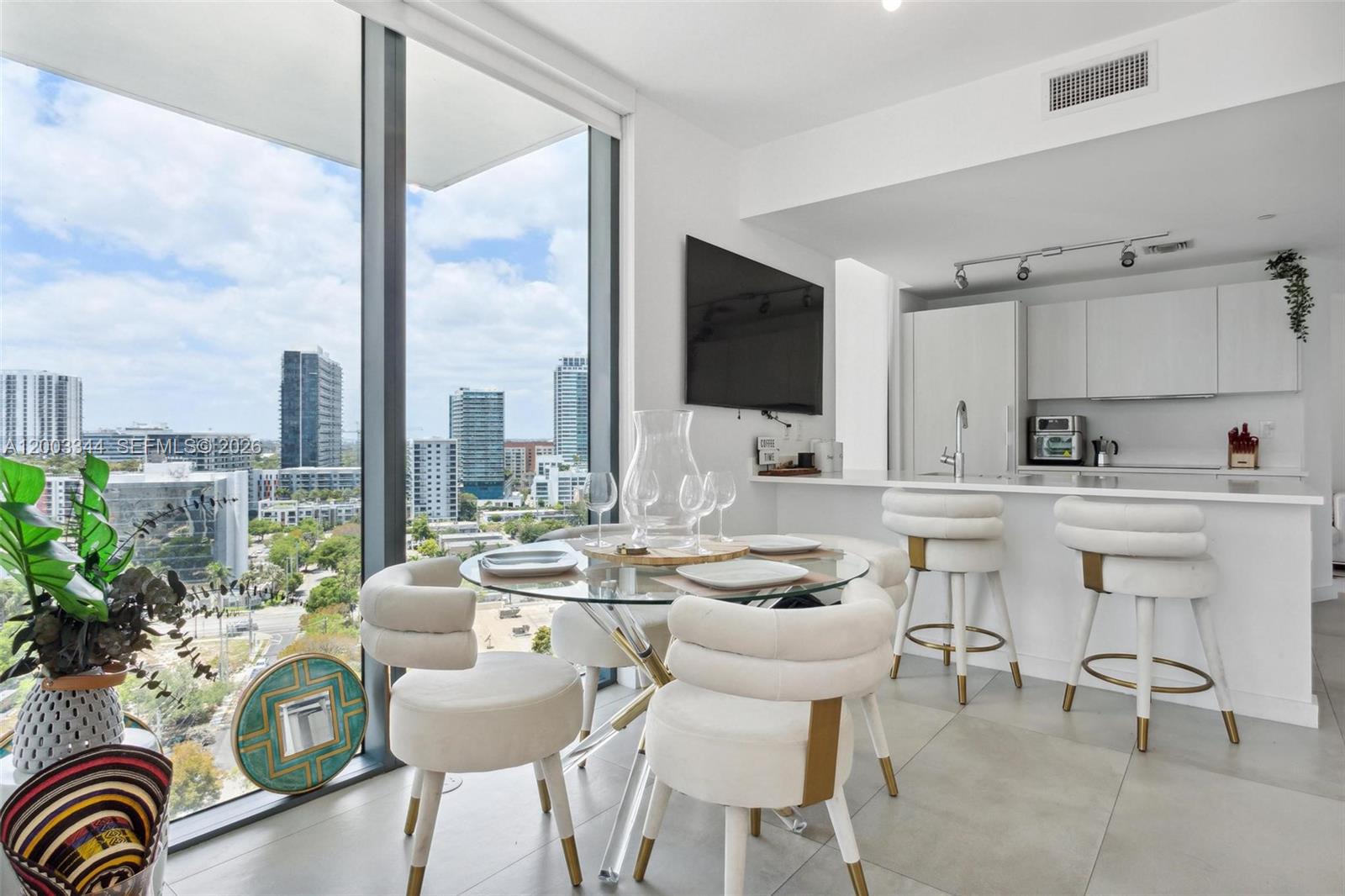 Paraiso Bayviews Condo