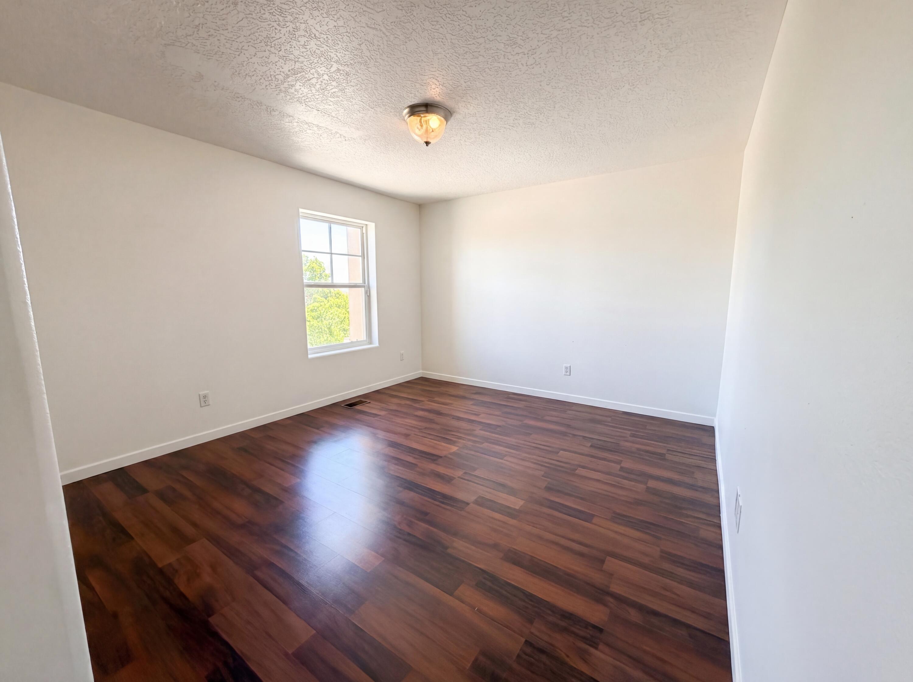 Photo 13 — 1313 Reynosa Loop SE