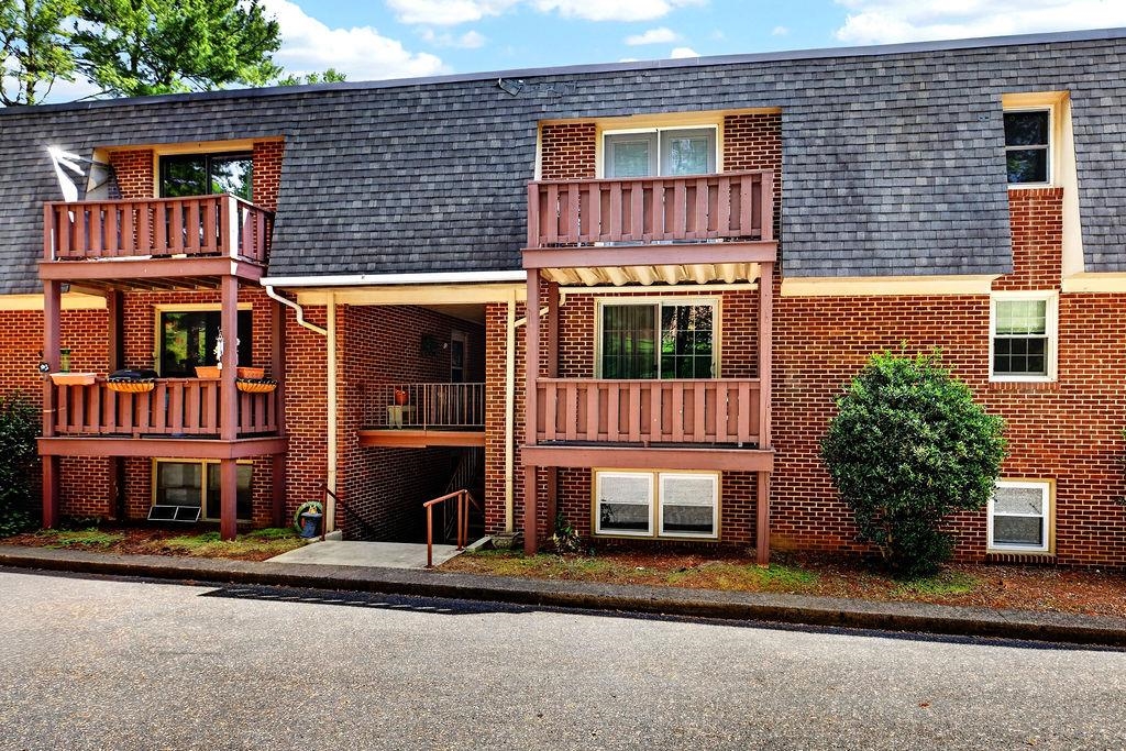 2337 MORRIS MILL RD #3, Staunton, VA 24401