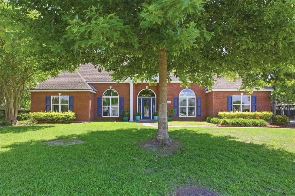 2403 Misty Wood Dr Drive