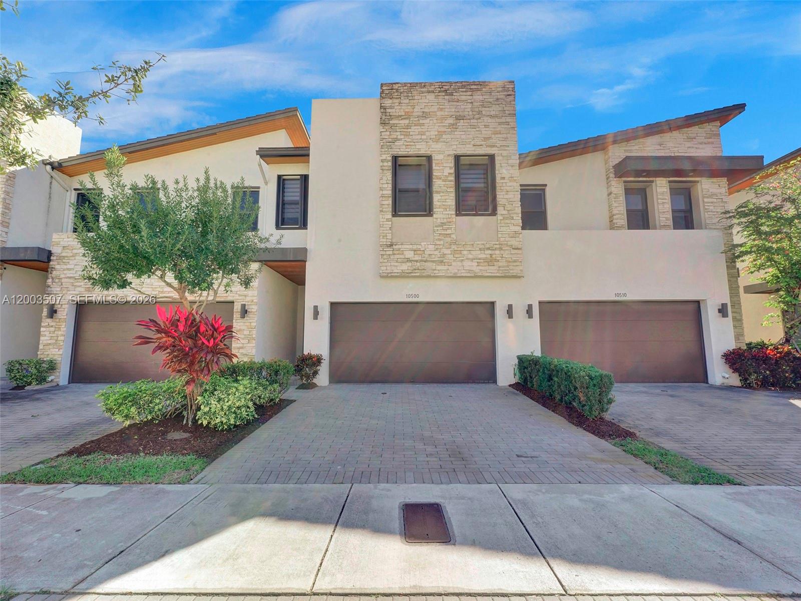 Summit At Park Central