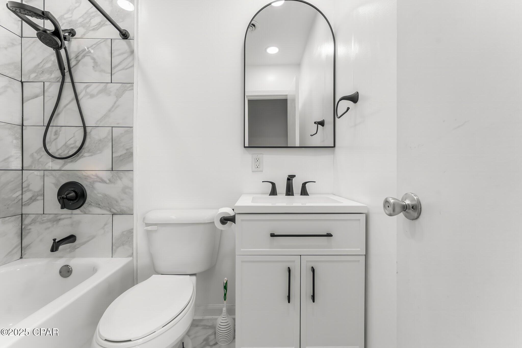 Image 12 For 1208 Yale Avenue 1208
