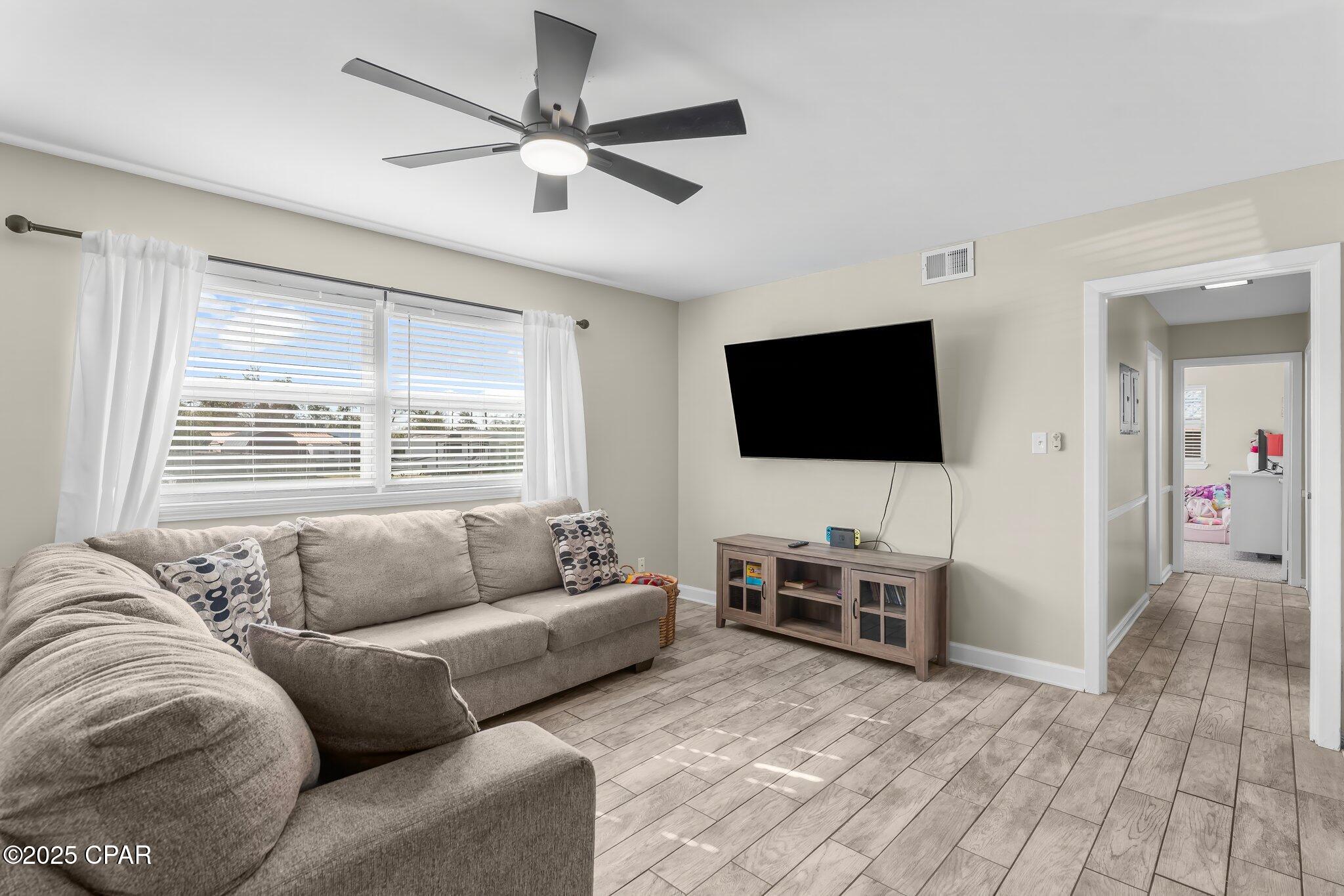 Image 3 For 1208 Yale Avenue 1208