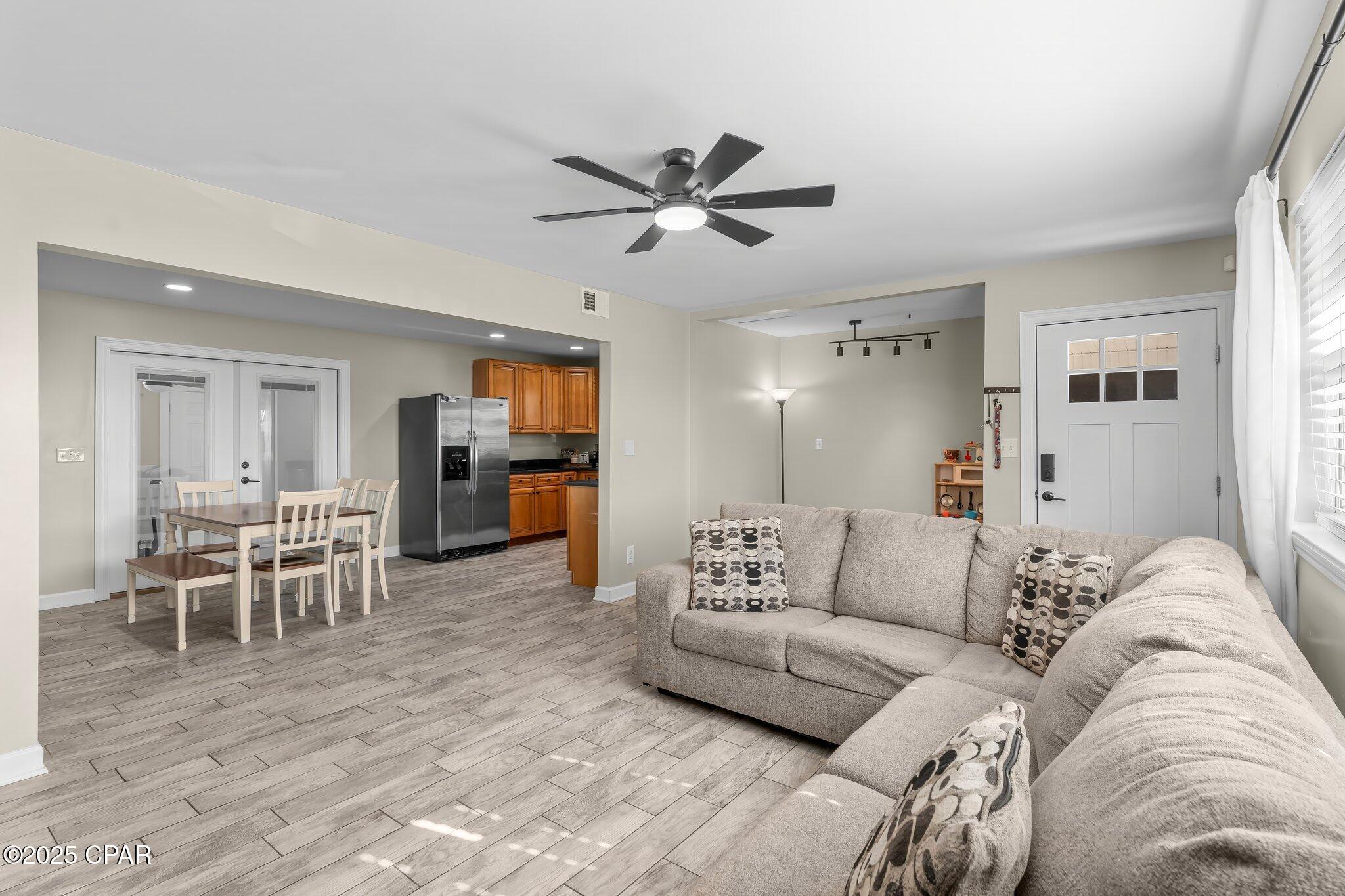 Image 4 For 1208 Yale Avenue 1208