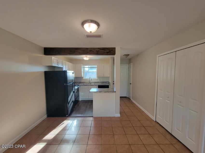 Image 3 For 5820 Hickory Street 2