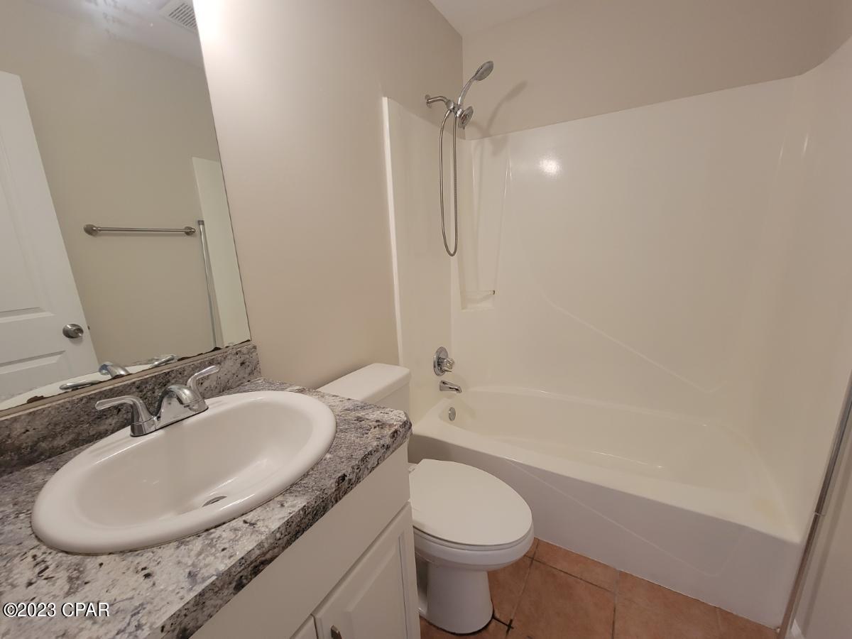 Image 8 For 5820 Hickory Street 2