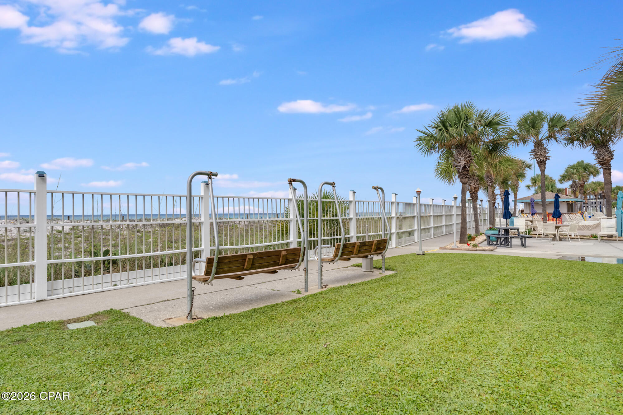 Image 37 For 8743 Thomas Drive 931