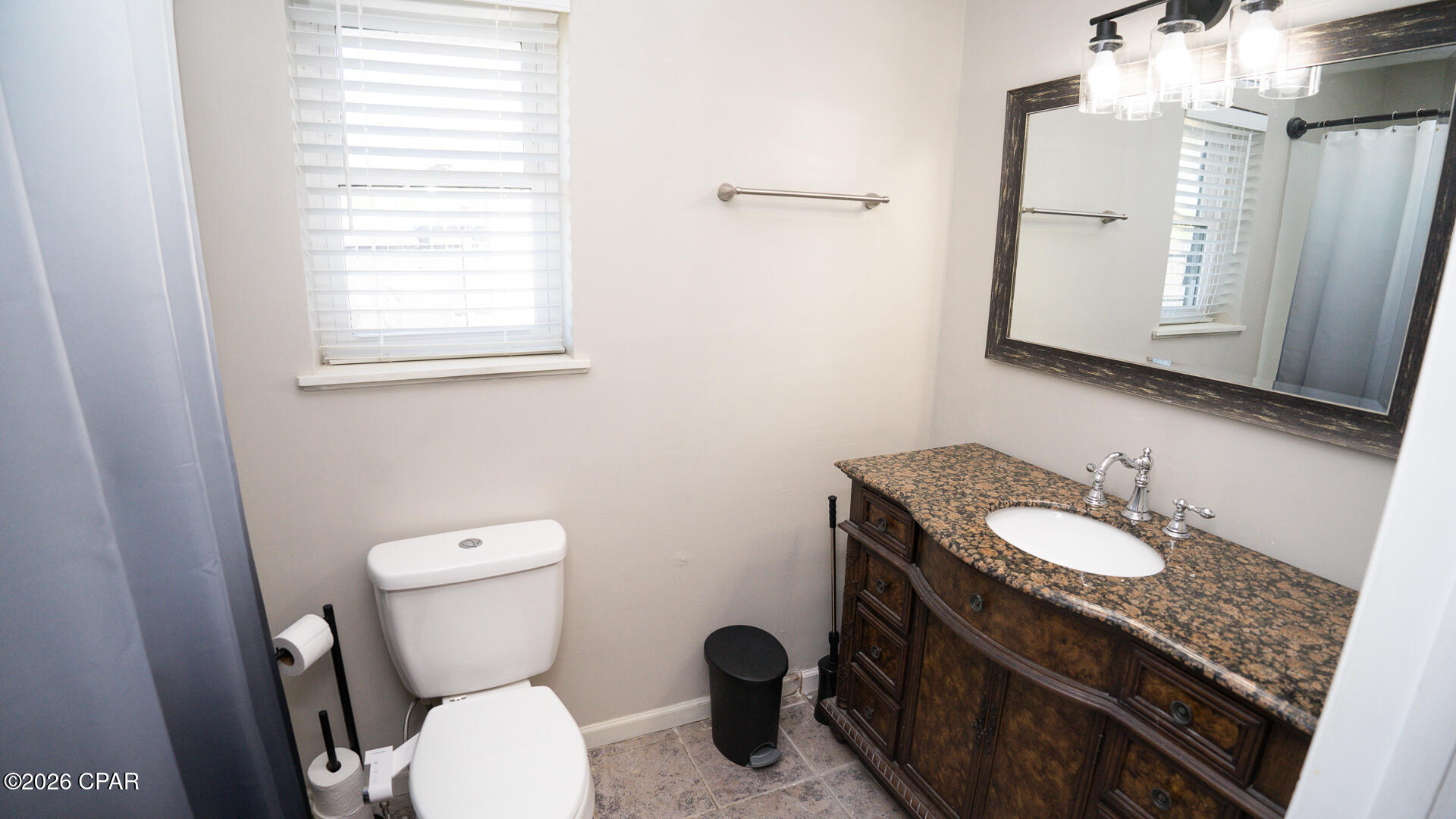 Image 25 For 126 Queens Circle