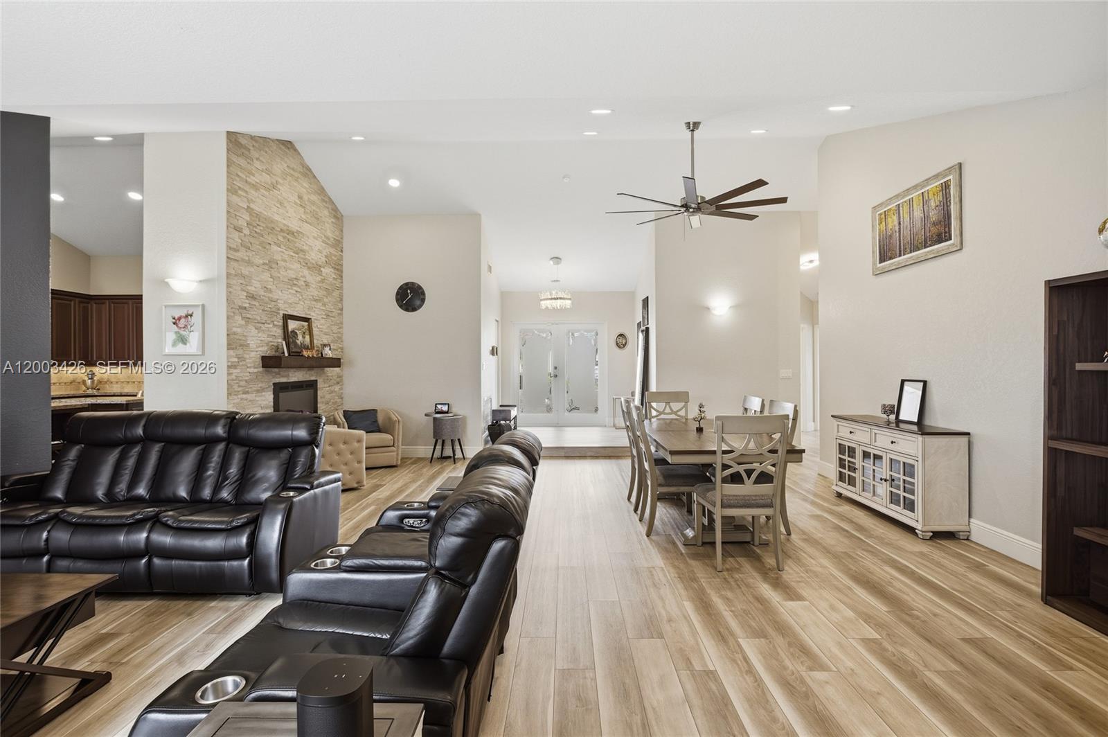 Property photo # 9