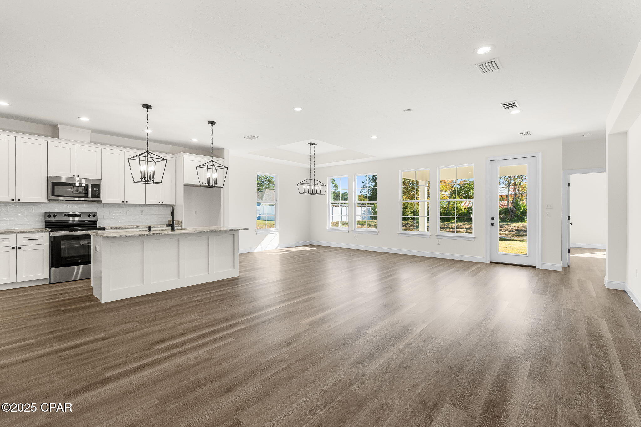 Image 5 For 9019 Laird Street