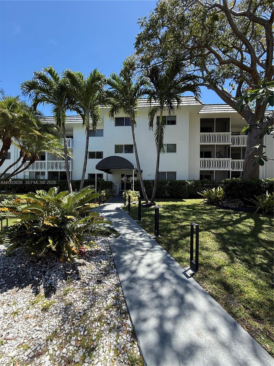 Property photo # 2