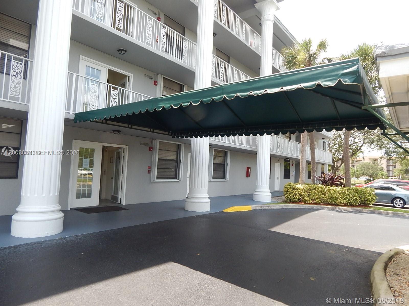 Condo 27 Of Whitehall Con