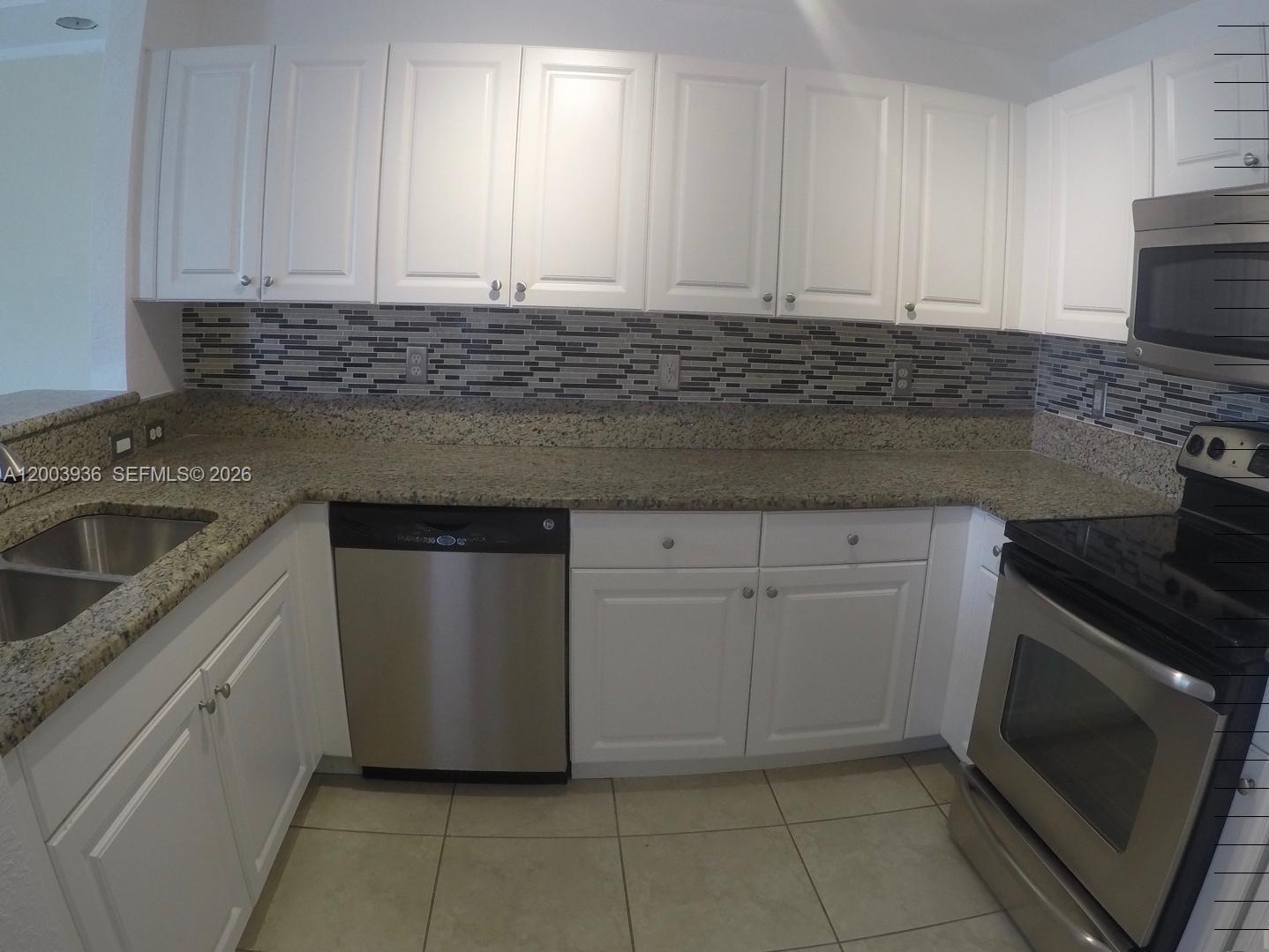 St Mortiz At Doral Condo