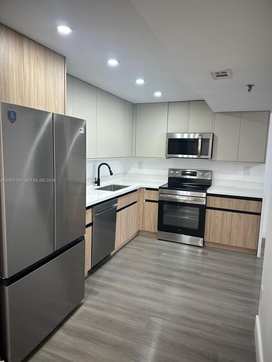 Lake View Of Calif Club C