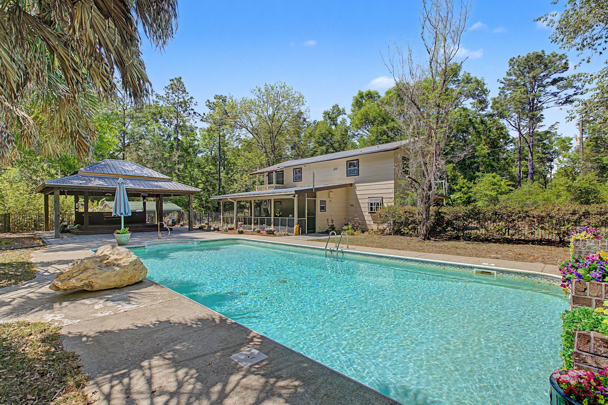 319  Sam Marks Road , Crawfordville, FL, 