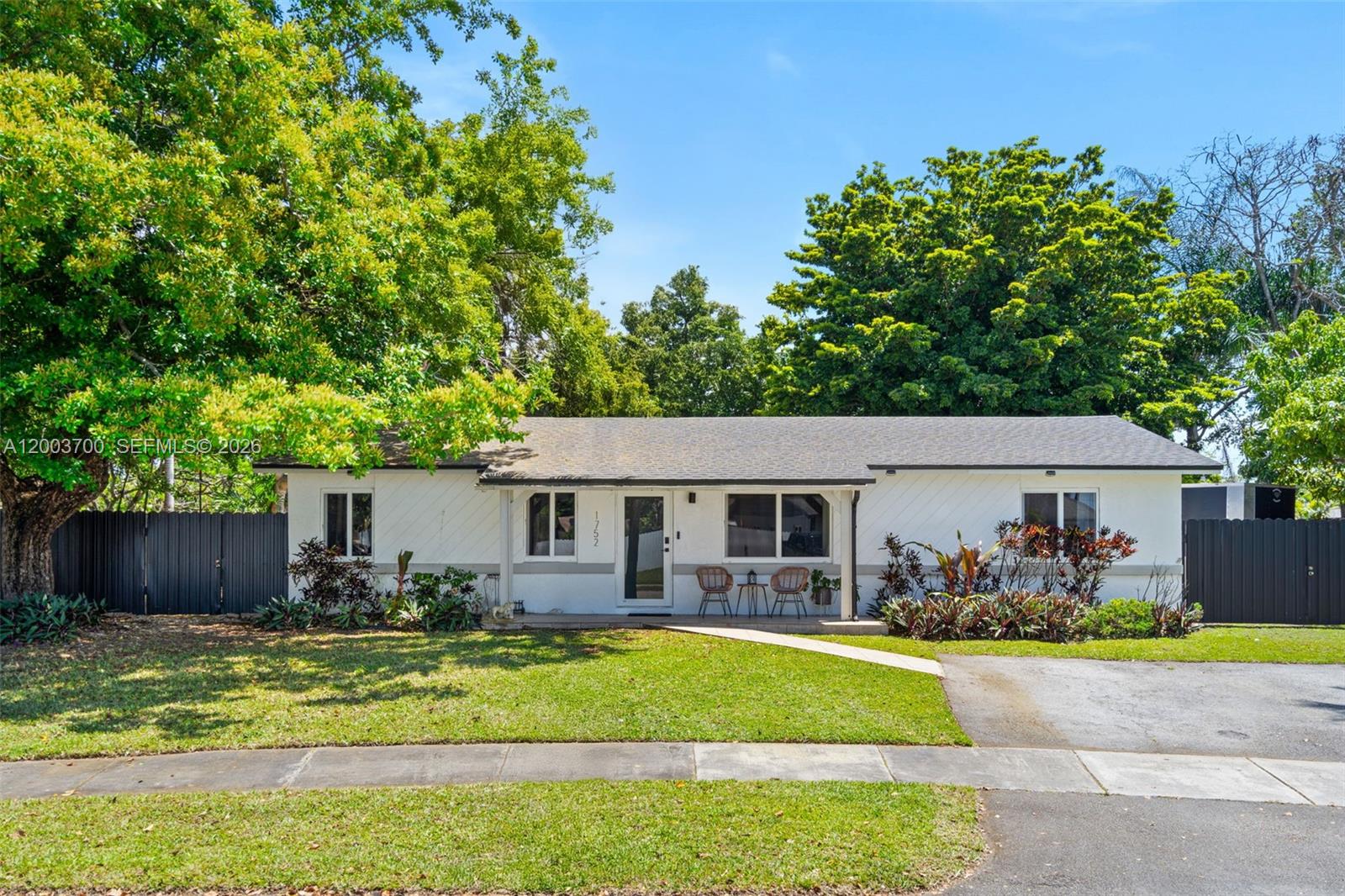 Homestead Lakes Farmlife