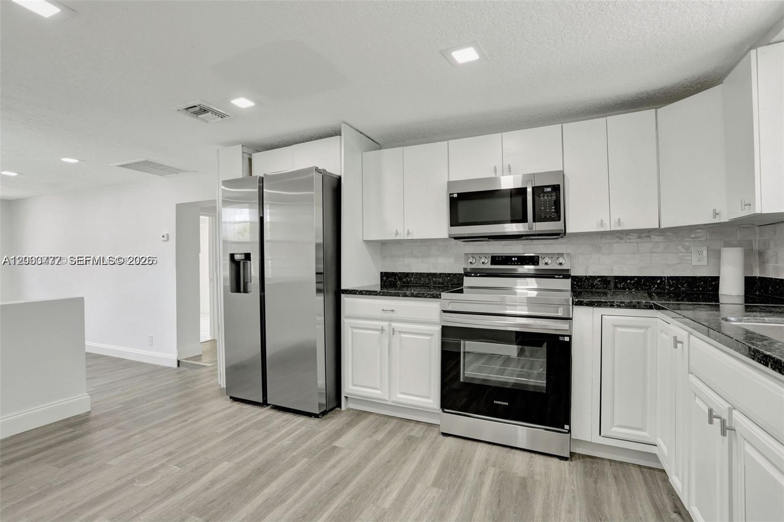 Property photo # 7