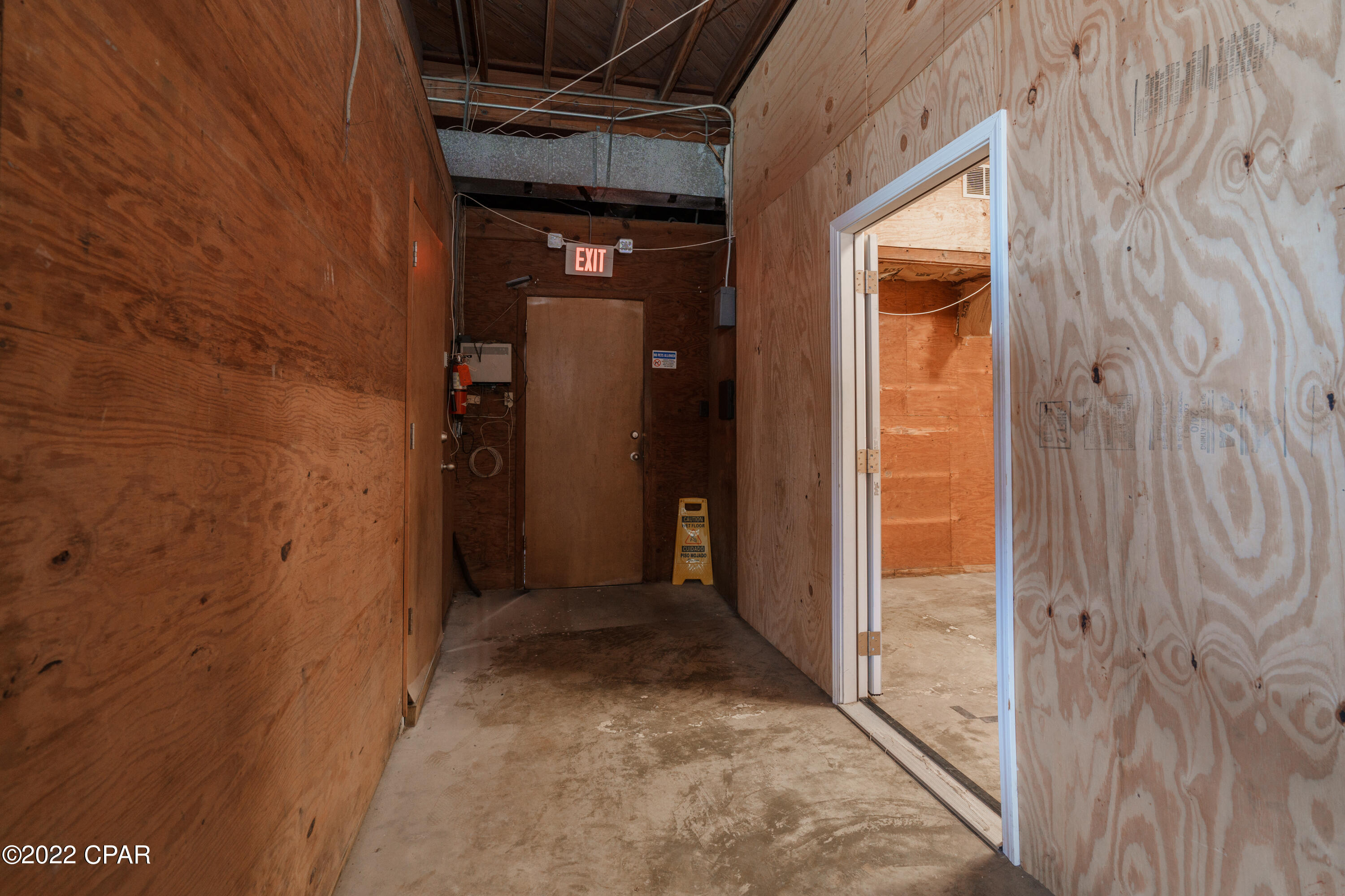 Image 18 For 1919 Drummond Avenue