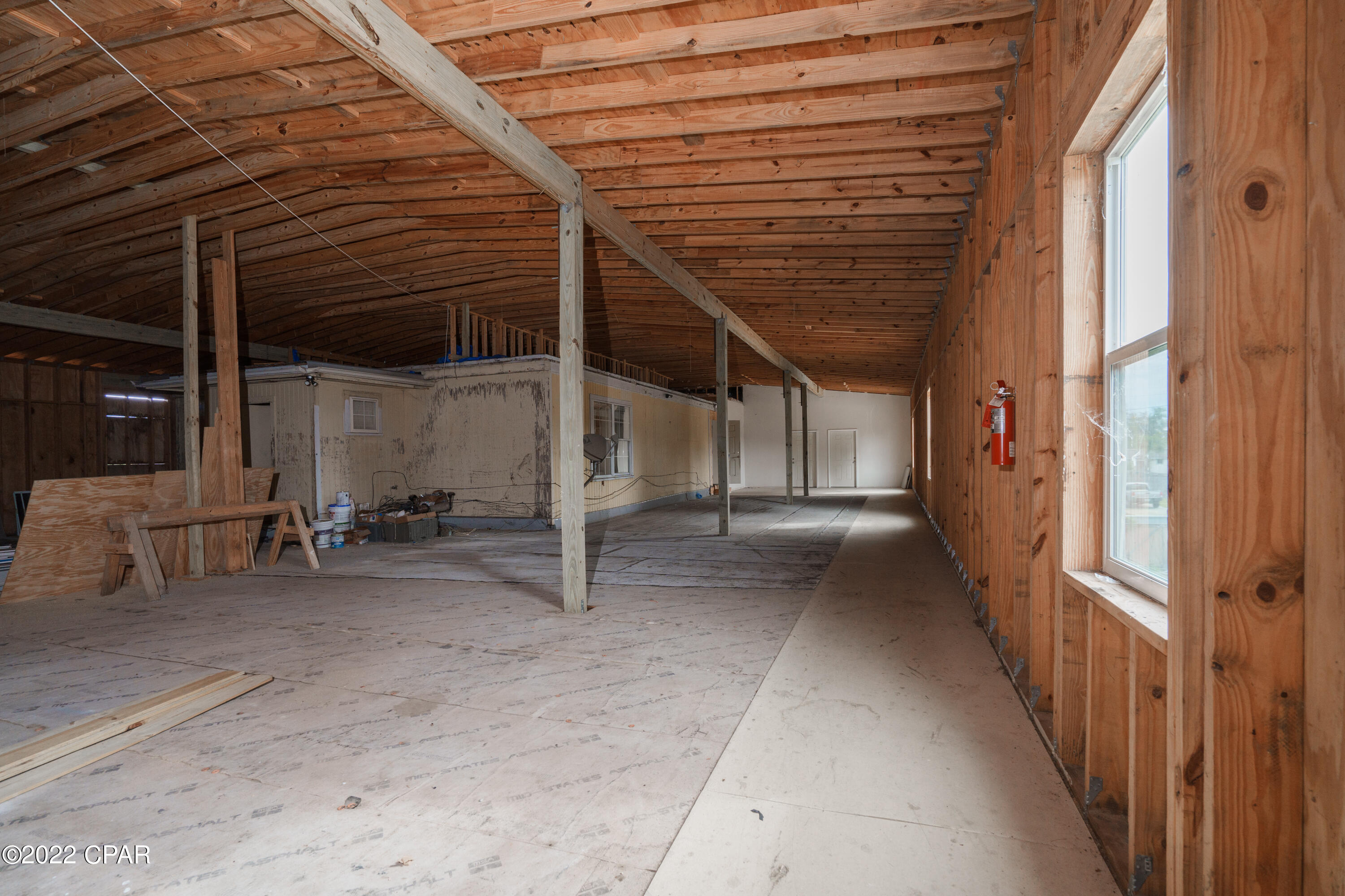 Image 31 For 1919 Drummond Avenue