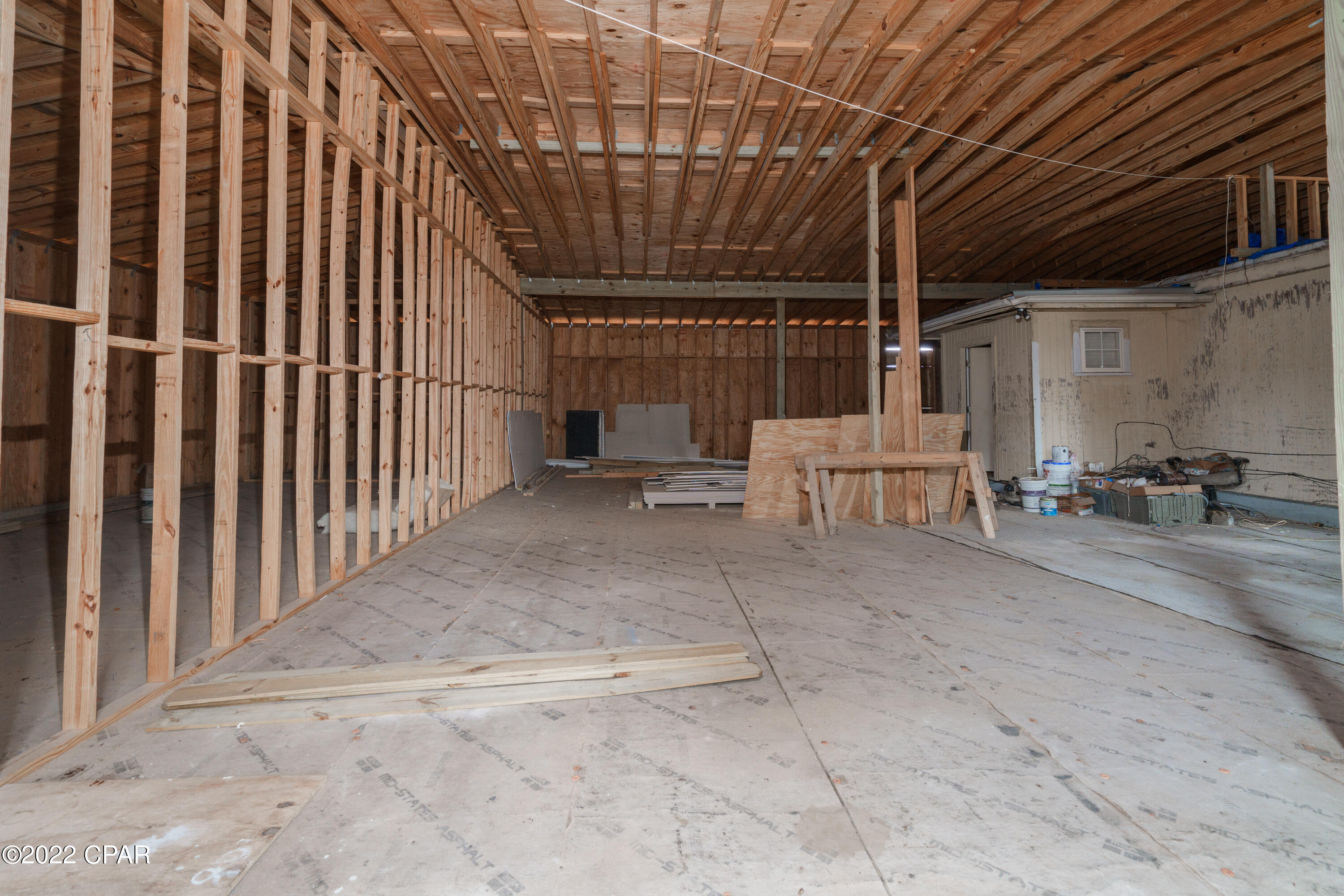 Image 33 For 1919 Drummond Avenue