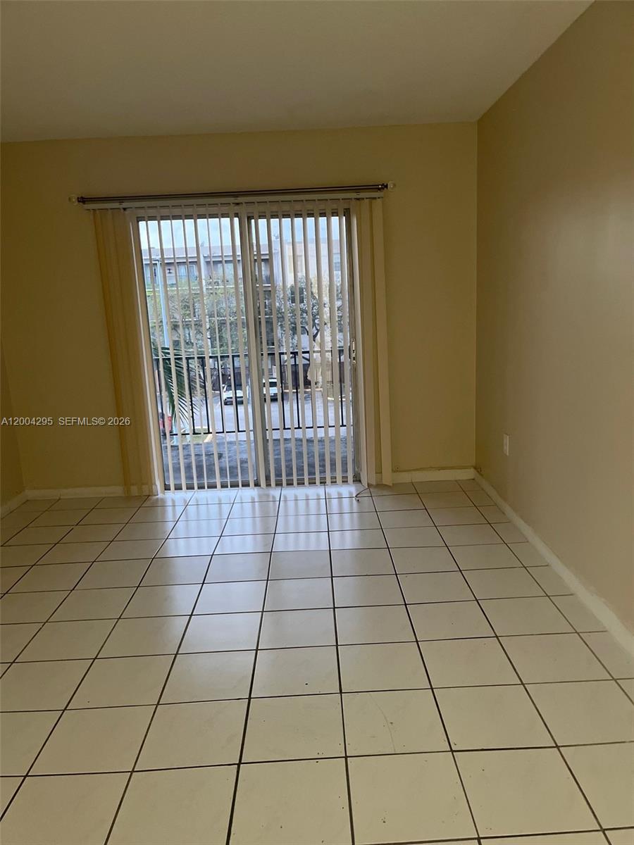 Westland Gardens Condo