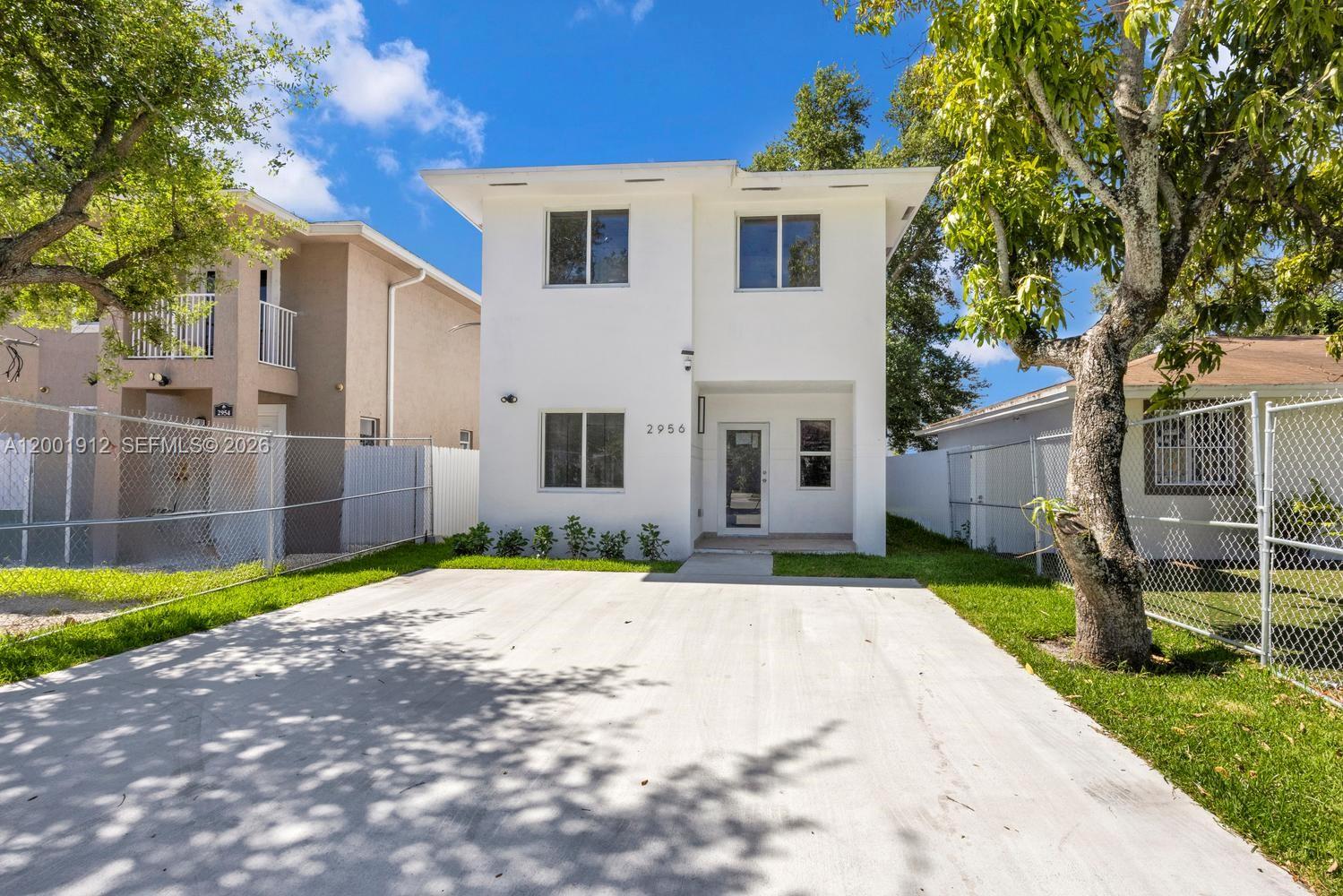 2956 44 ST, Miami, Florida 33142