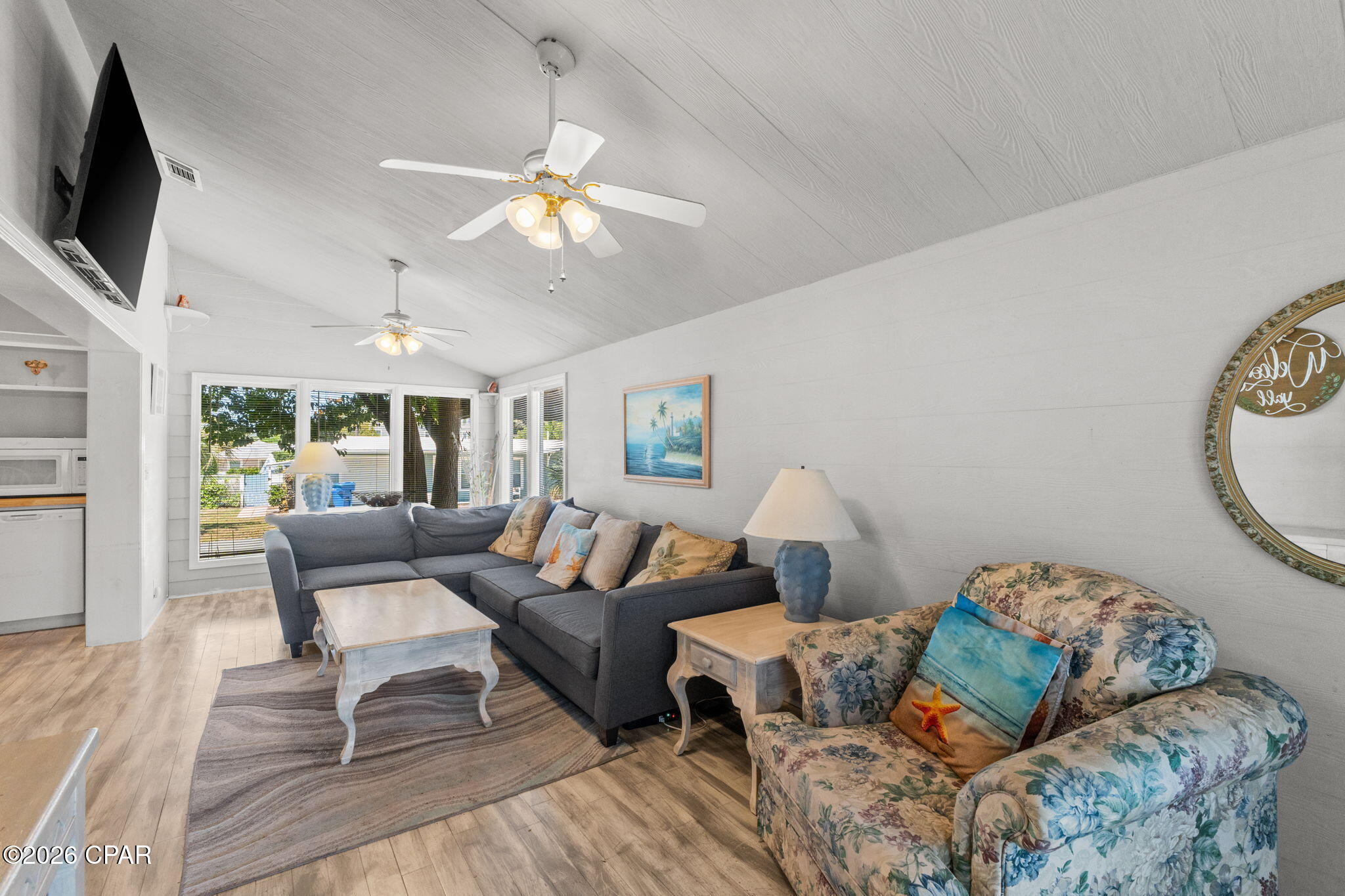 Image 3 For 216 Carol Place