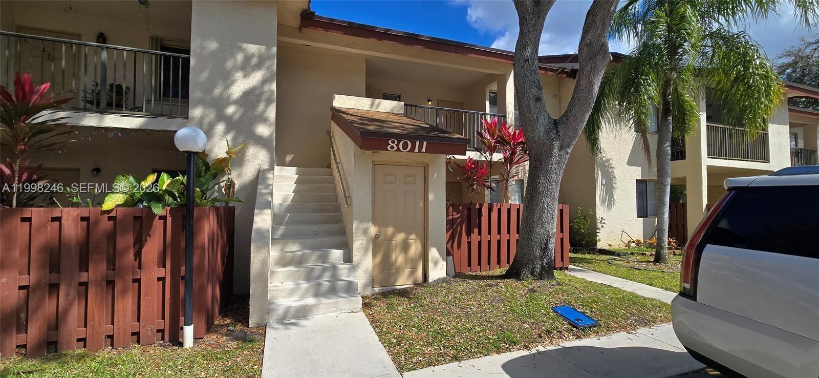 Royale Gardens Condo