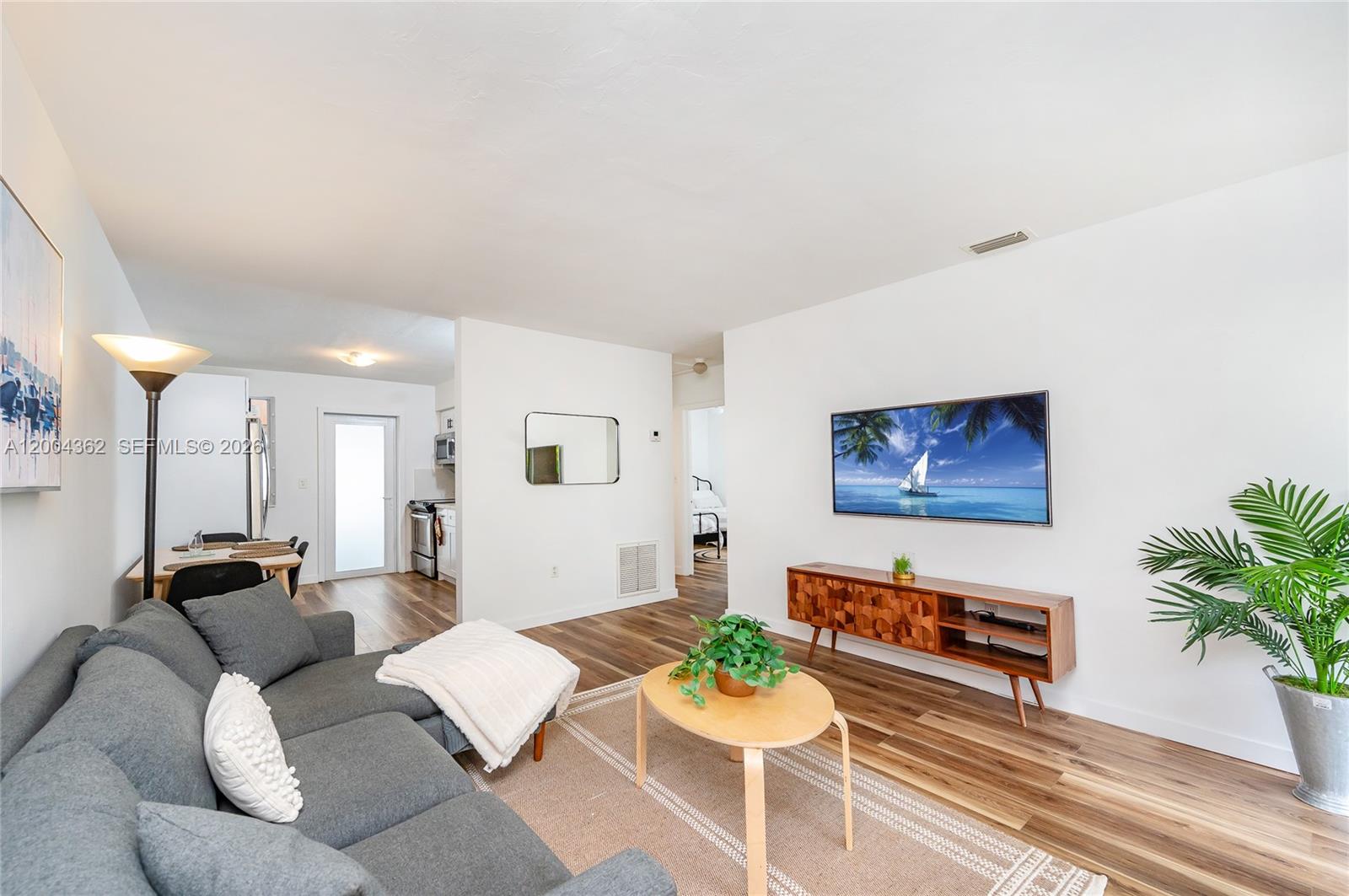 Property photo # 9