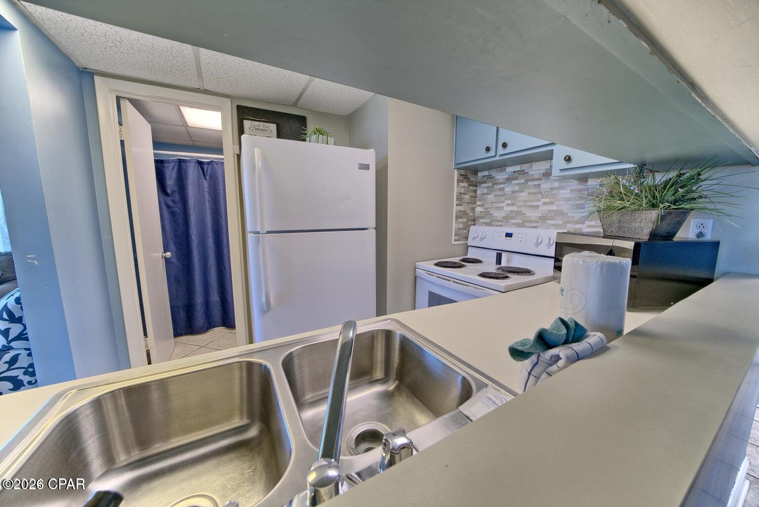 Image 3 For 9850 Thomas Drive 911e
