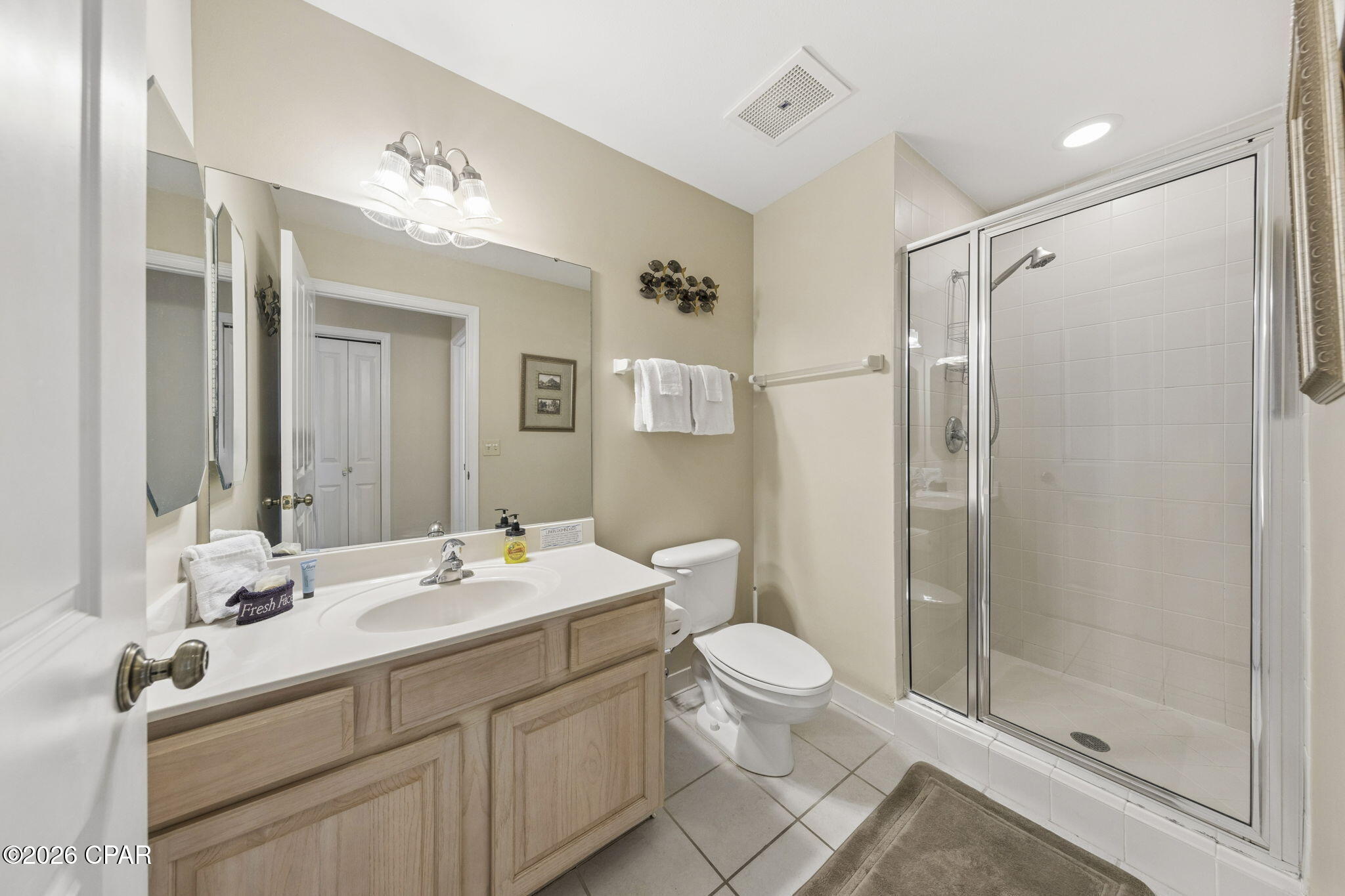 Image 40 For 8601 Surf Drive 10w